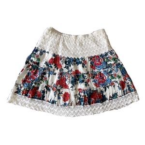 Floral mini skirt cotton lace Sz S